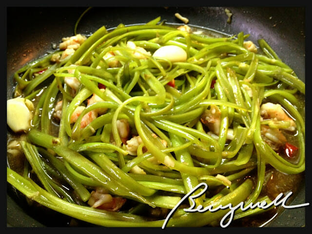 Cooking Morning Glory Pasta with Drunken Shrimps